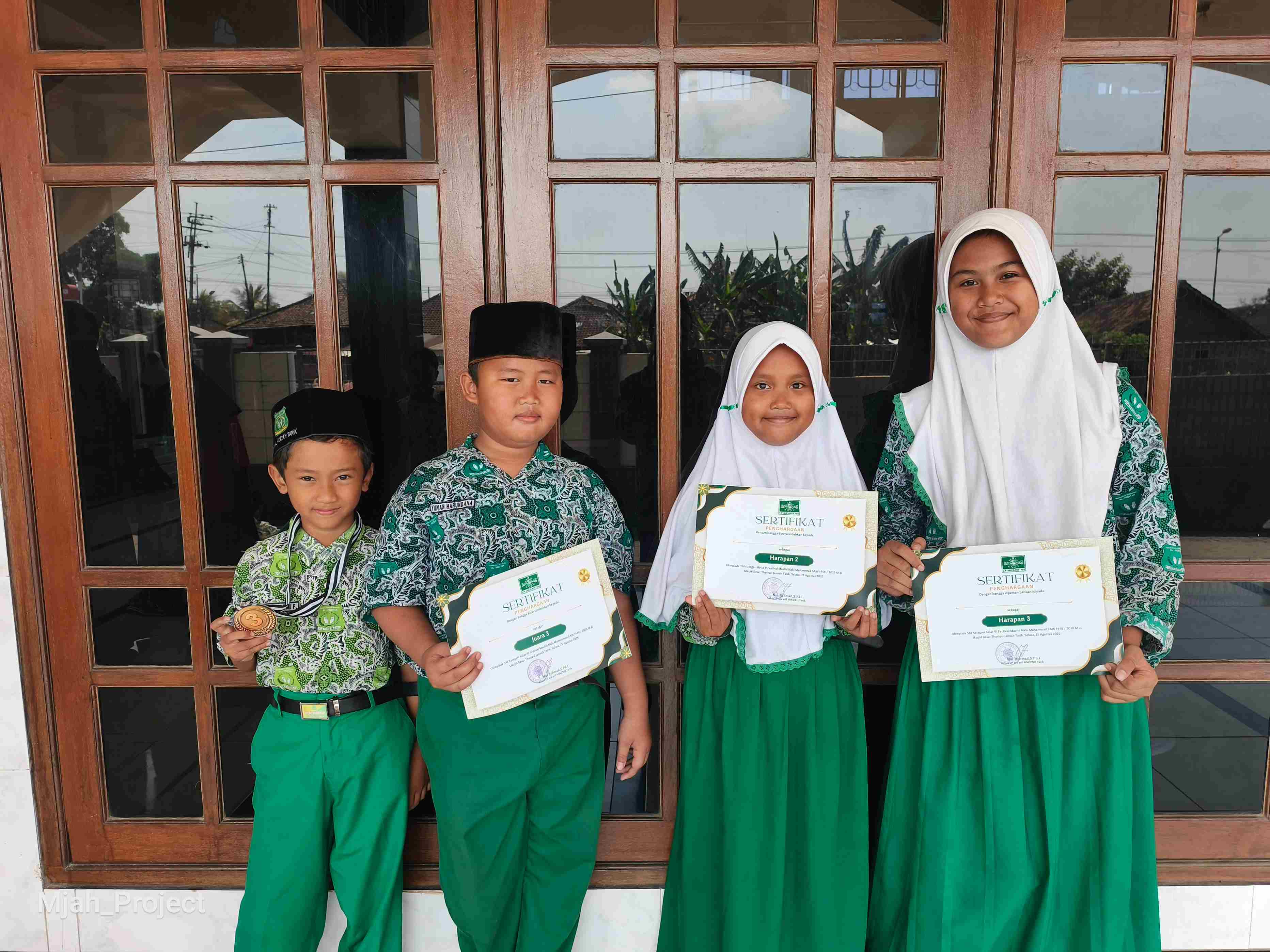 Olimpiade SKI LP Ma’arif MWCNU Peringati Maulid Nabi Muhammad SAW 1448 H, Siswa MI Al-Hidayah Tarik Raih Tiga Prestasi