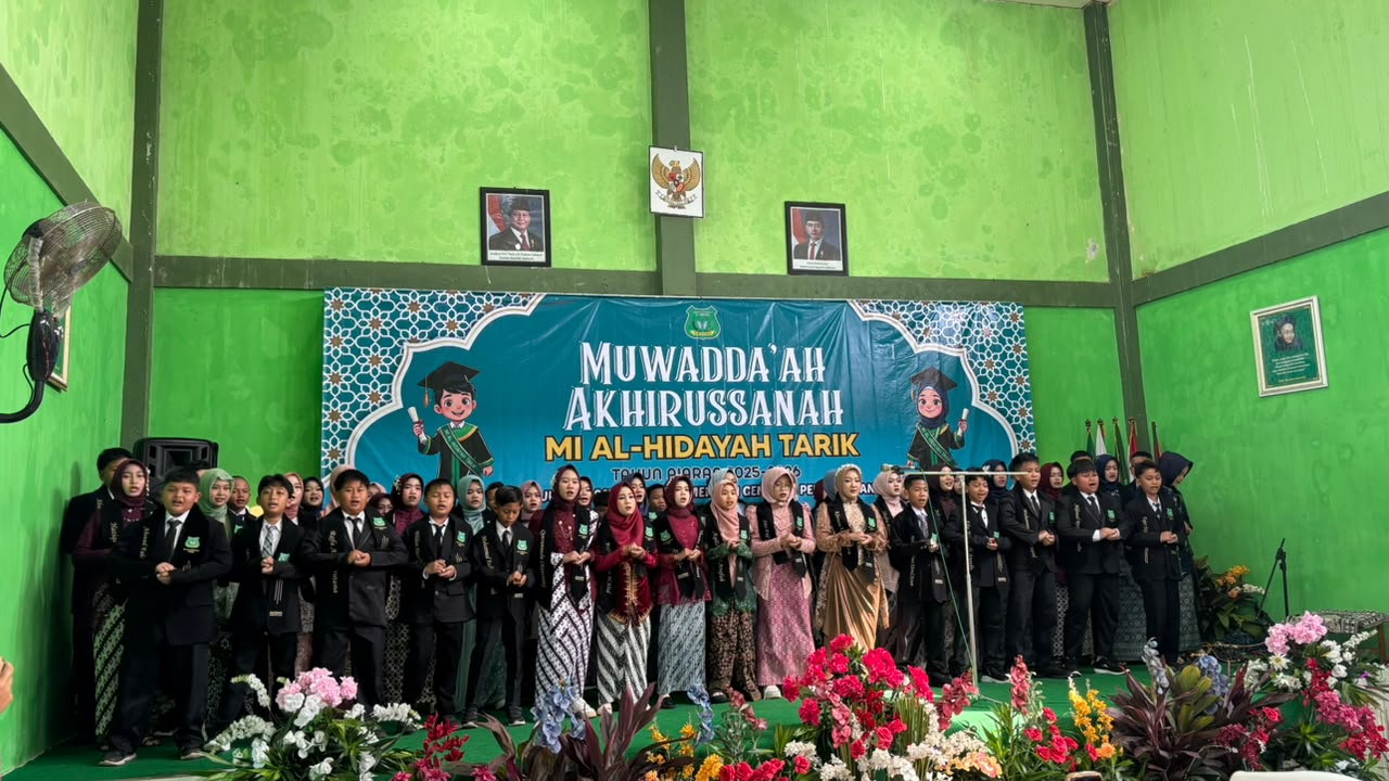 Muwadda’ah Akhirusanah Kelas 6 MI Al-Hidayah Tarik Tahun 2026 Berlangsung Khidmat dan Penuh Haru