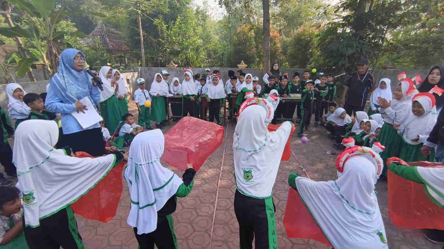 HUT RI KE 81